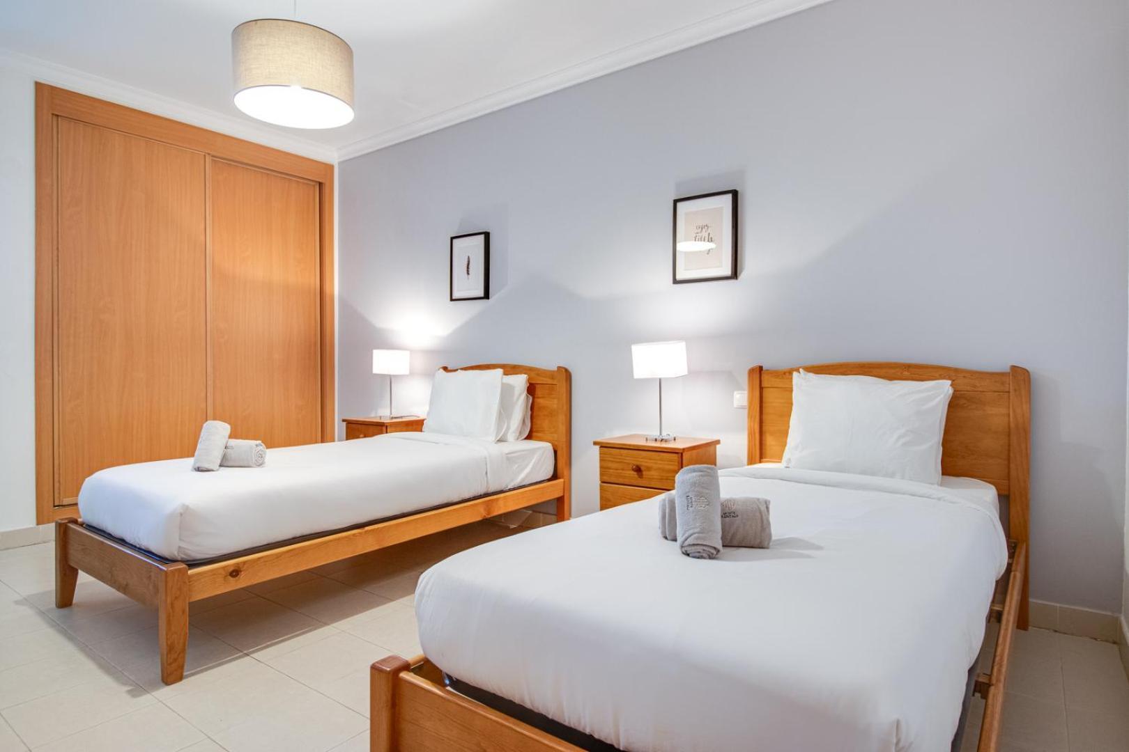 Lovely 2Bd Apart 500M Beach Ac Wi-Fi Pool Balcony Albufeira Kültér fotó